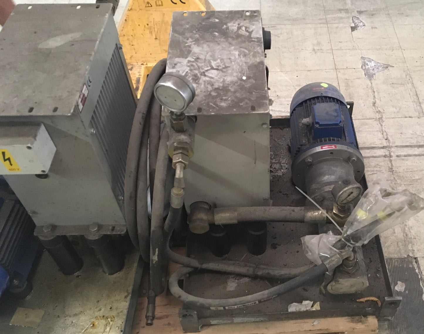 Hydraulikeinheit 1,5 kw mit Kühleinheit Thermostatgesteuert